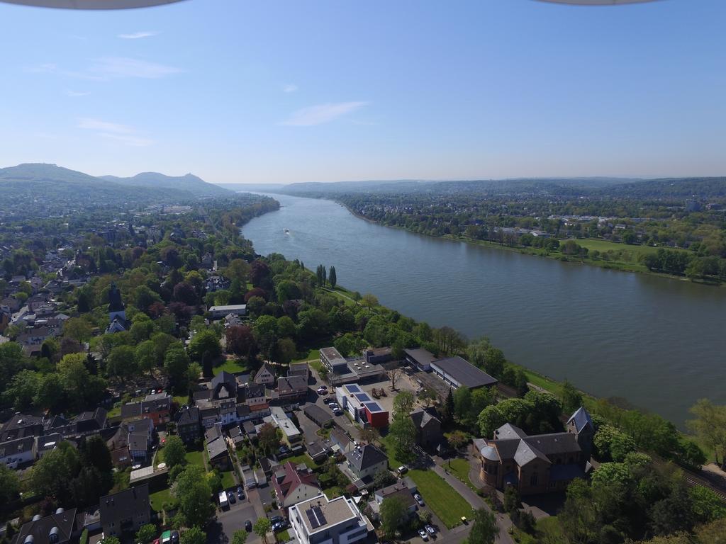 Haus Oberkassel Hotell Bonn Exteriör bild